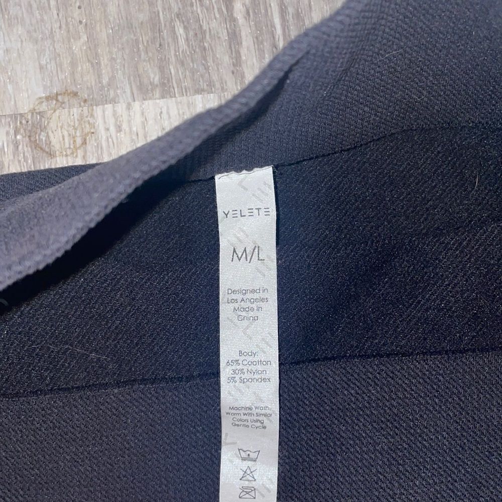 Yelete M/L - Picture 3 of 3